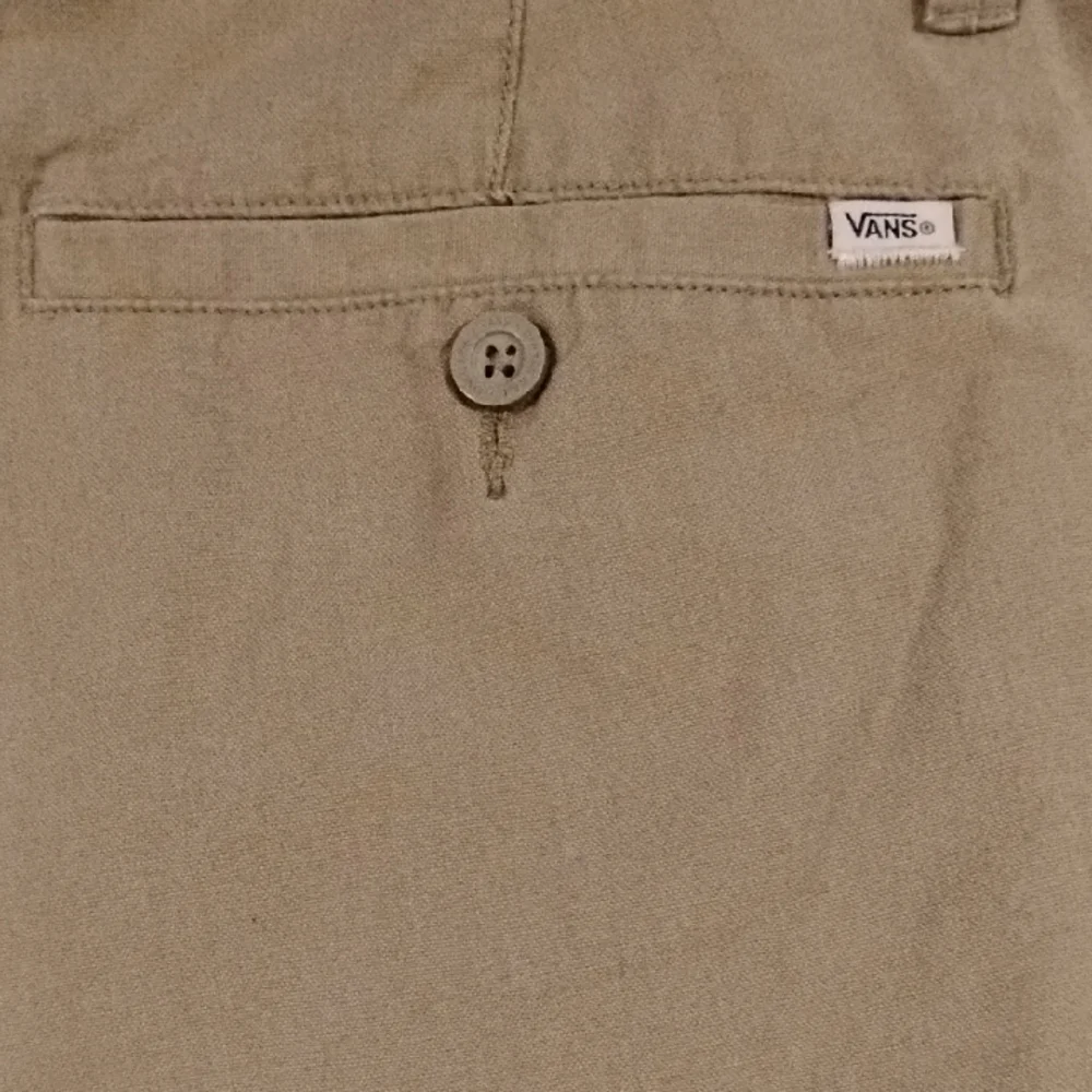 Vans Men's Tan Flat-Front Chino Shorts